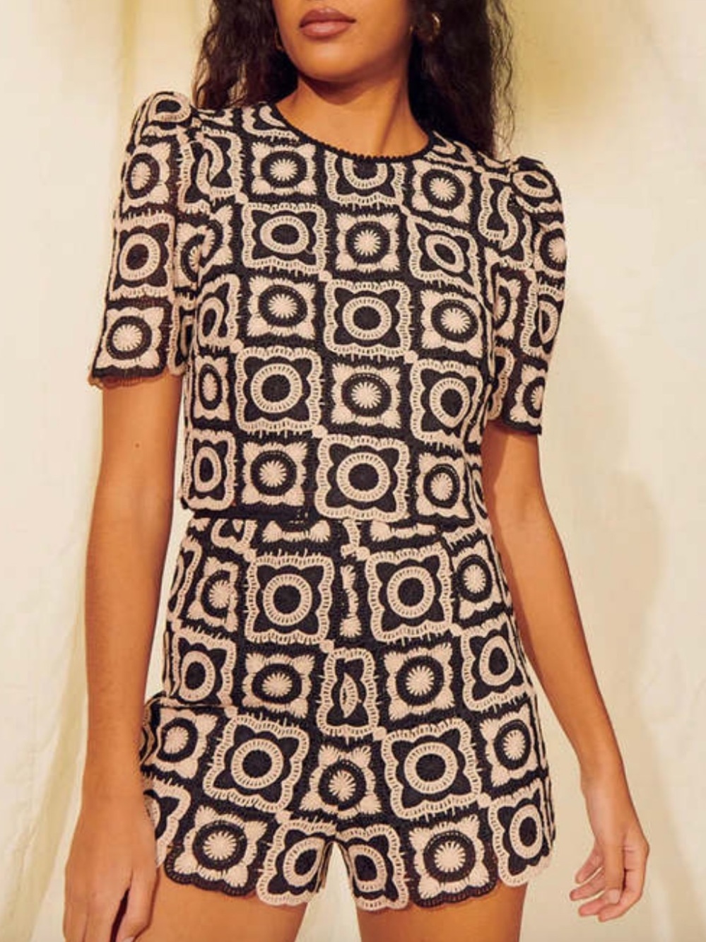 Saylor SET Morgan tee and short set, size SM black and beige checkerboard fabric
